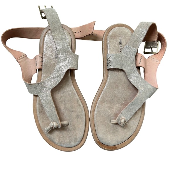 Free People Metallic Leather Platform Thong Sandals Buckle Strap Boho Size 6 NEW - Picture 3 of 9